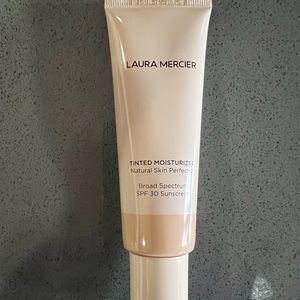 Laura Mercier Tinted Moisturizer